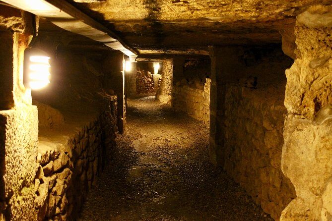 Catacombs and Hidden Underground Rome: Small Group Max 6 People - Who Should Consider This Tour?