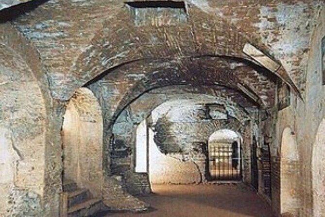 Catacombs in Rome with private transfer - FAQs