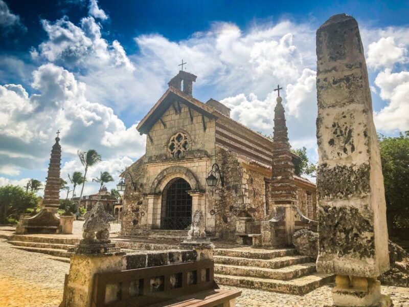 Catalina Island & Altos de Chavón Full-Day Tour - Practical Details: What to Expect