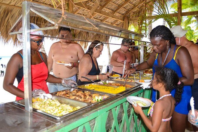 Catalina Island Snorkeling: Explore its Crystal Clear Waters - The Sum Up