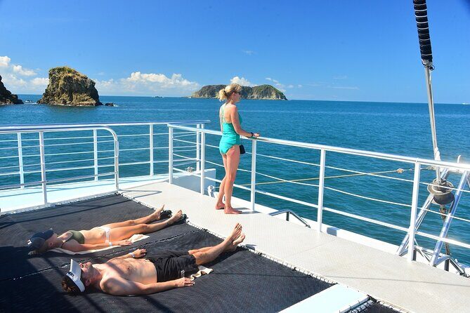 Catamaran Adventure From Manuel Antonio - Key Points