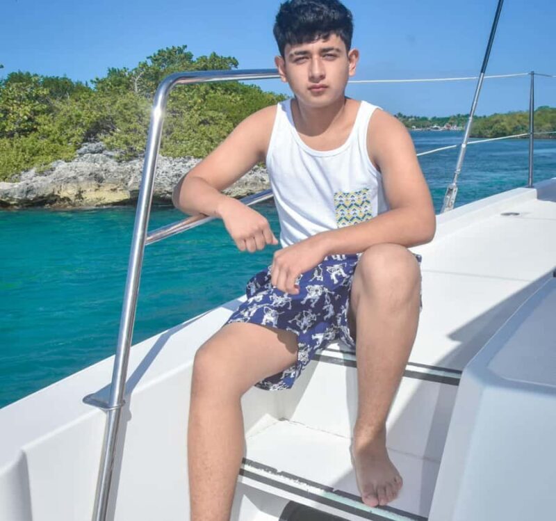 Catamaran Adventure to Isla Mujeres: Snorkeling, Food, and Transportation Included - Key Points