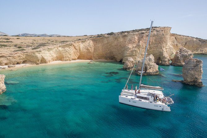 Catamaran All inclusive-Day Cruise to Naxos or Paros with Lunch - Who Will Love This Tour?
