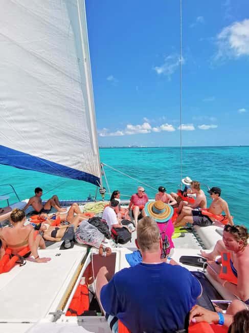 Catamarán Cruise to Isla Mujeres & Buffet Lunch - FAQ