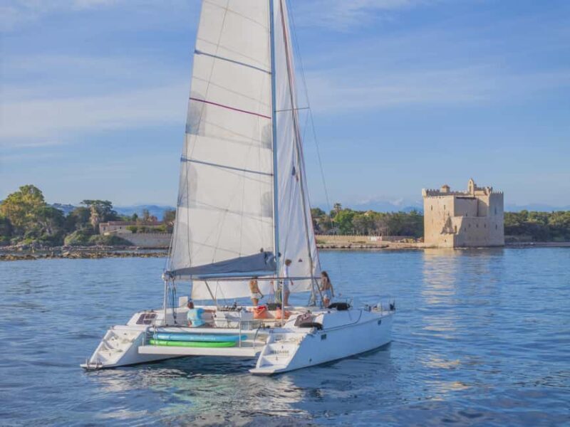 Catamaran excursion in the Estérel - Key Points: