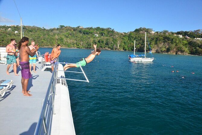 Catamaran Ocean King Manuel Antonio - Practical Details and What to Expect