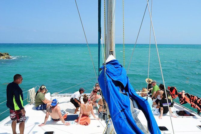 Catamaran Sail and Snorkeling Tour with Open Bar in Puerto Morelos - FAQs