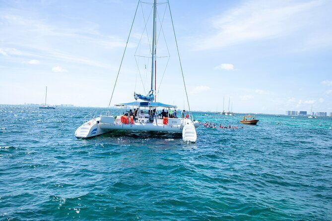 Catamaran Sailing Tour to Isla Mujeres with Snorkeling - An In-Depth Look at the Catamaran Sailing Tour to Isla Mujeres