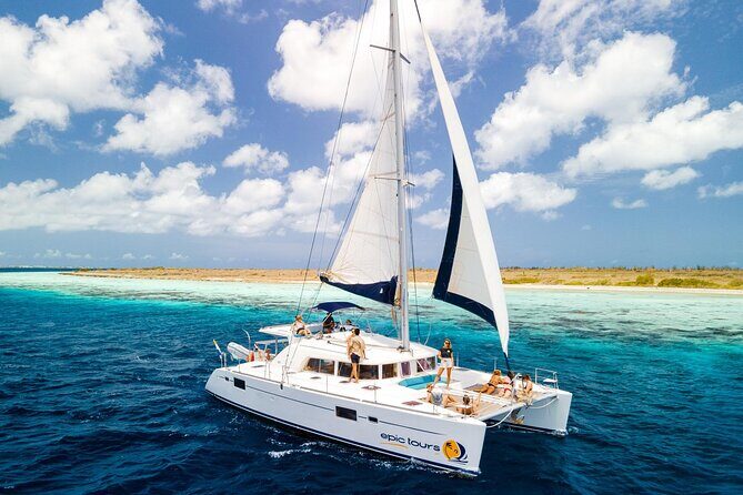 Catamaran Snorkel & BBQ Sail (cruise friendly) - Bonaire’s Catamaran Snorkel & BBQ Sail: An Authentic Caribbean Experience