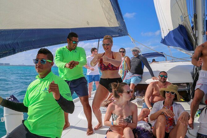Catamaran Snorkeling Tour from Cancun with Buffet Lunch - The Itinerary in Detail