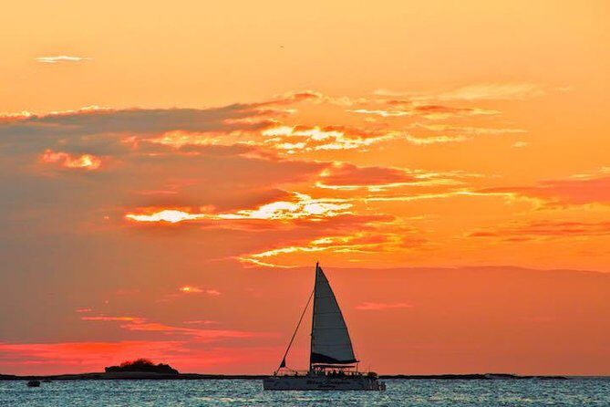 Catamaran Sunset Cruise Tamarindo - A Sunset Adventure on Tamarindo’s Waters: The Catamaran Cruise