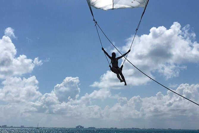 Catamaran tour to Isla Mujeres with snorkeling, open bar - Who Will Love This Tour?