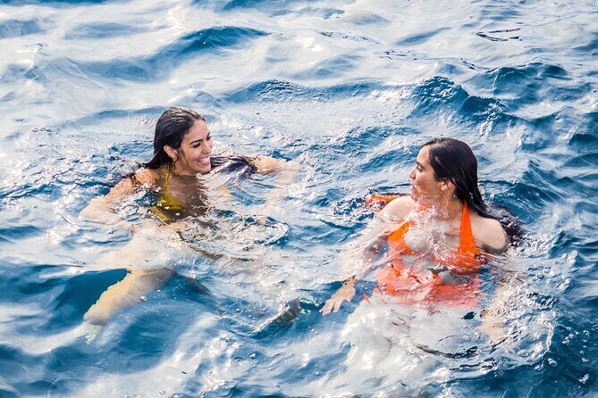 Catamaran tour with swimming stop in Malaga - FAQ