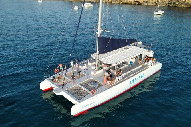 Catamaran with BBQ in the Bay of Palma - How It Compares to Similar Tours