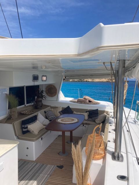 Catamarans Private Tour / Mykonos - FAQs