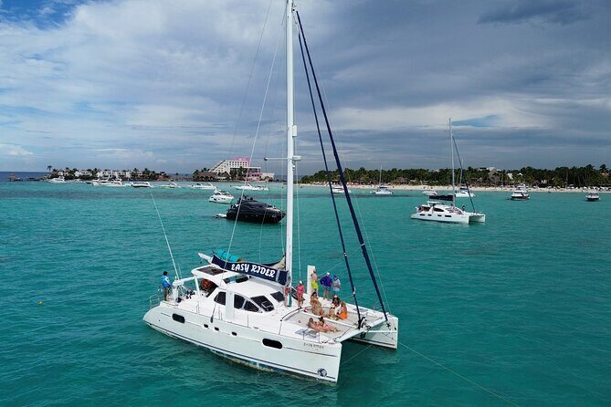 Catamaron Sunset Tour on Isla Mujeres with Snorkeling - A Deeper Look at the Catamaran Sunset Tour on Isla Mujeres