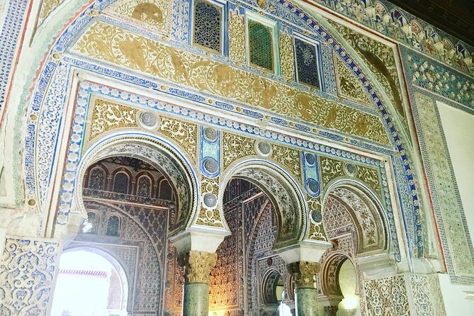 Cathedral and Real Alcàzar in Italian - Exploring Seville’s Main Sights in a Nutshell