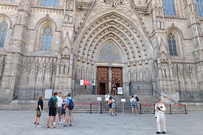 Cathedral of Barcelona Entrance Ticket with Access to the Rooftop - Practical Tips for Visiting
