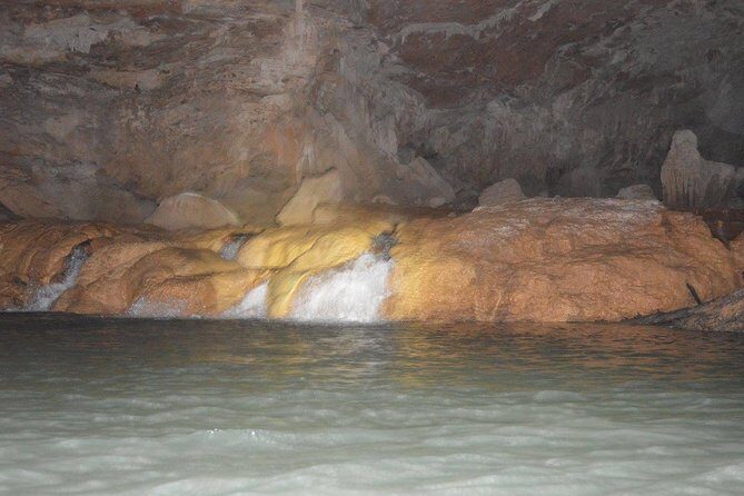 Cave Kayaking or tubing, Ziplines and Altun Ha V.i.V. - FAQ