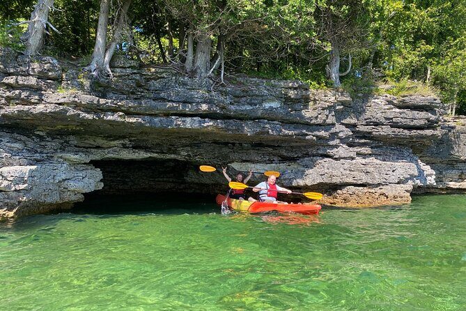 Cave Point Kayak Tour - Cave Point Kayak Tour: An Authentic Water Adventure in Door County