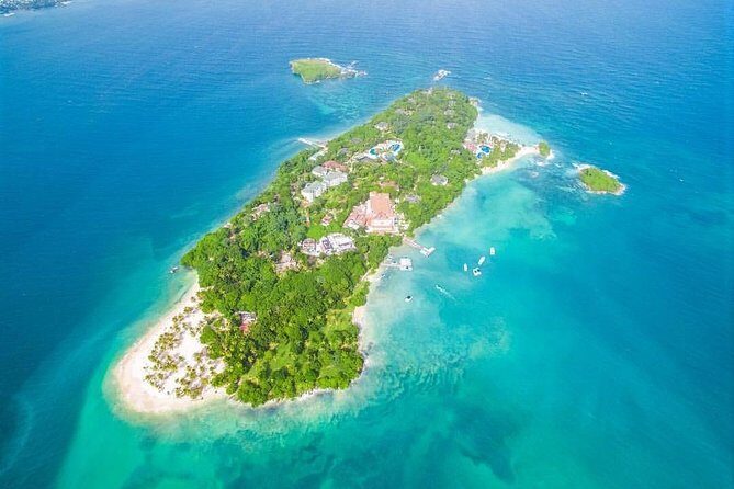 Cayo Levantado at Bacardi Island including Boat transfer, Lunch and Snorkeling - A Detailed Look at the Tour Experience