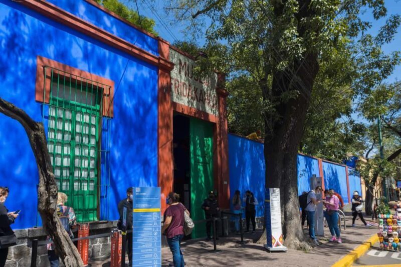 CDMX: Coyoacán, UNAM, Xochimilco, and optional Frida Kahlo Museum - Who Should Consider This Tour?