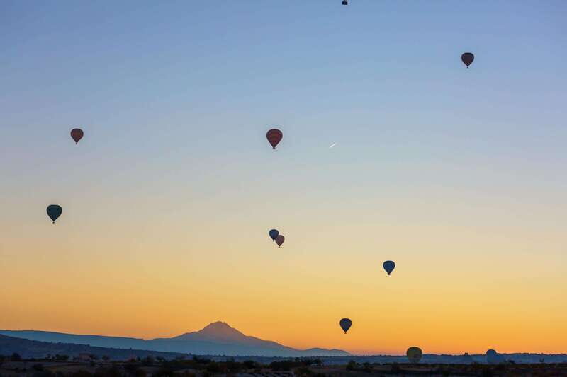 CDMX: Fly over Teotihuacan in a hot air balloon, with transfers and breakfast included. - Frequently Asked Questions