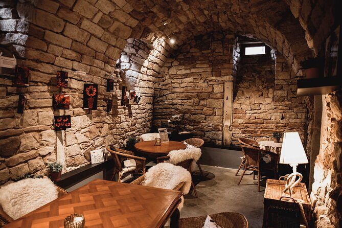 Cellar visit and "Wine time" (Tea Time around wine) - FAQs