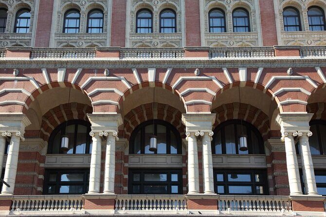 Center City Philadelphia Food Tour with Reading Market - Key Points