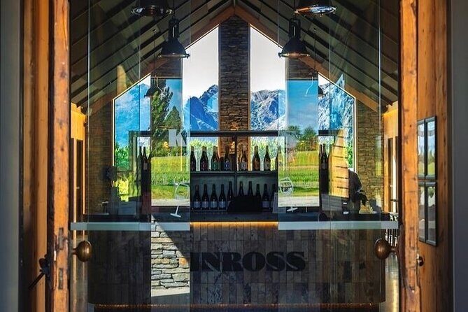 Central Otago Wine Tour Small Group, Expert Guide & Scenic Views - FAQs
