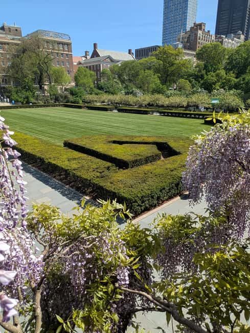 Central Park 5 Star Walking Tour led by Manhattan residents! - Practical Considerations