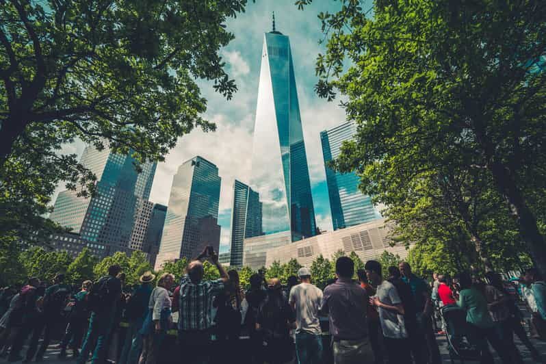 Central Park Highlights: A Scenic Walking Tour - Exploring Central Park with a Local Touch
