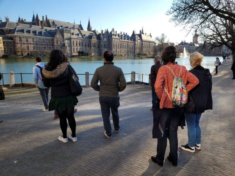Centre The Hague On Foot with Wonderful Storyteller - 2hr - FAQs about the Tour