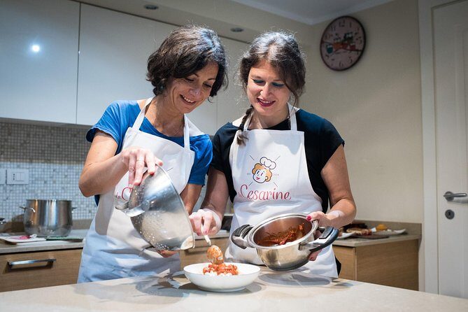 Cesarine: Small group Pasta and Tiramisu class in Siena - Key Points