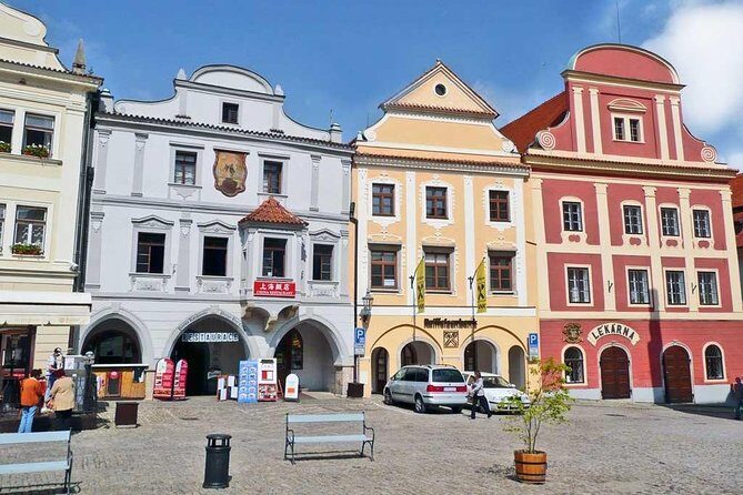 Cesky Krumlov Day Trip from Prague to Vilshofen - Who Will Love This Tour?
