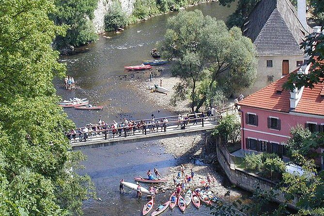 Cesky Krumlov Full day tour from Prague and back - FAQs