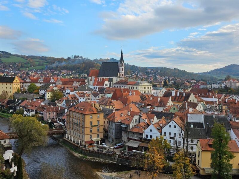 Cesky Krumlov private guided day trip - The Journey Begins: From Prague to Fairy-Tale Towns