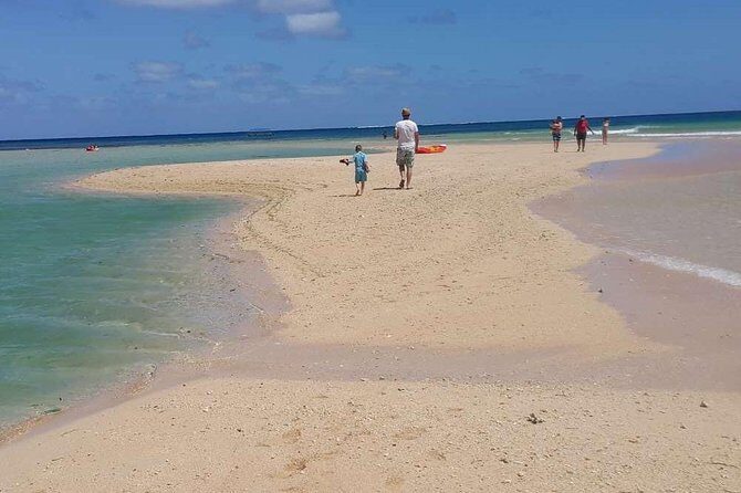 CFC Approved Roundtrip Transfer -Nadi Airport to First Landing & All Vuda Hotels - A Closer Look at the Reviews