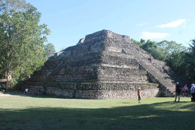 Chacchoben Maya Ruins & Mexican Lunch at the Beach (Combo) - Exploring the Chacchoben Mayan Ruins