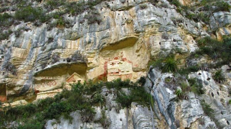 Chachapoyas: Revash Mausoleums and Museum of Leymebamba - Key Points
