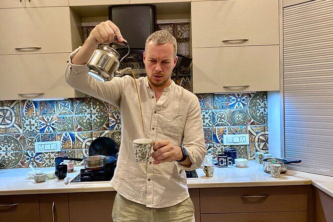 Chai Master Class in an Authentic Indian Home with Food - Discovering Old Delhi’s Vibrant Streets