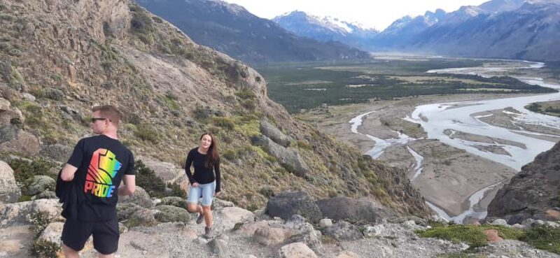 Chalten: short guided hike included - Discover the Beauty of El Chaltén: A Full-Day Guided Hike from El Calafate