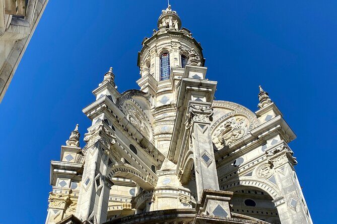 Chambord, Chenonceau, Da Vinci Castle Small group Trip from Paris - Visiting Château de Chambord – The Renaissance Marvel