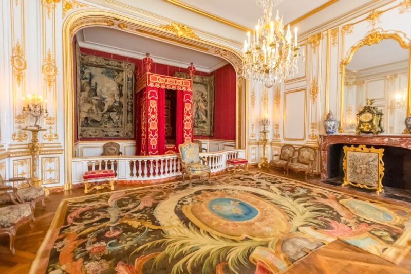 Chambord: Private Guided Tour of the Castle + Reserved Entry - Who Should Consider This Tour?