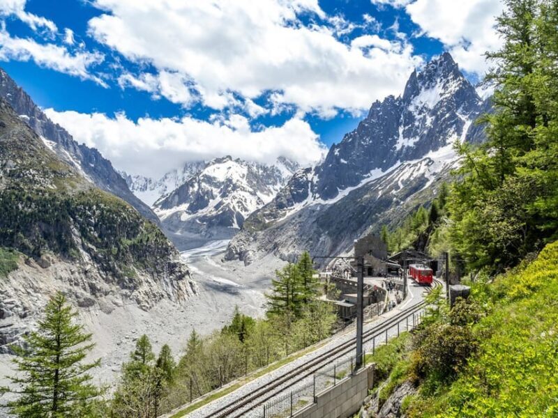 Chamonix: highlight tour Aiguille du Midi and Mer de Glace - A Deep Dive into the Tour Experience