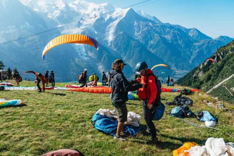 Chamonix: Tandem Paragliding Flight - An In-Depth Look at the Chamonix Paragliding Tour