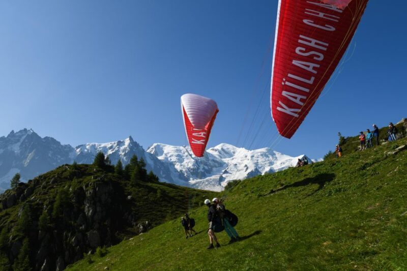 Chamonix: Tandem Paragliding Flight with Mont-Blanc Views - The Flight: Flying Over the Alps