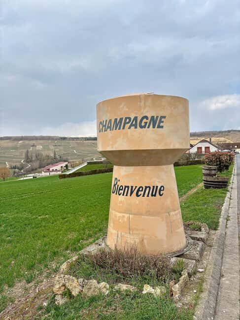 Champagne Day Tour Tours, tastings, and lunch included - Discover the Sparkling Charm of the Champagne Region