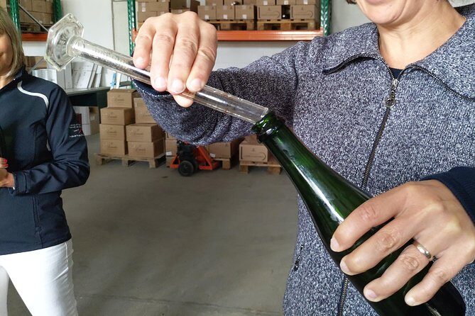 Champagne Lamiable: Make your own Champage bottle ! - Authenticity and Quality of the Experience