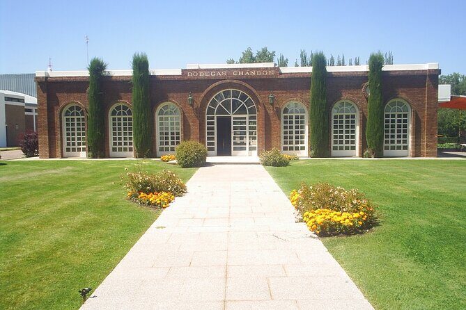 Chandon Winery + Enemigo Lunch (Michelin Guide). Transfer included - Key Points